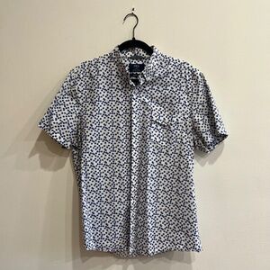 1901 Men’s White Blue Polka Dot Short Sleeve Shirt Medium
